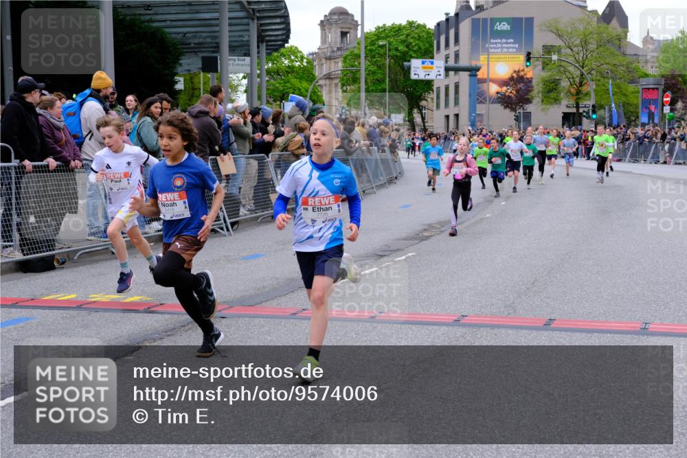 25.04.2026 - Das Zehntel Tim E. http://msf.ph/oto/9574006 25.04.2026 10:49:04 Ziel 5008, 5012, 5300, 5416, 6056, 6417, 6422, 6423, 6523, 6544, 6553, 6668, 6707, 6940, 7138, 7146, 7164, 7176, 7303, 7380, 7726, 7972 meine-sportfotos.de