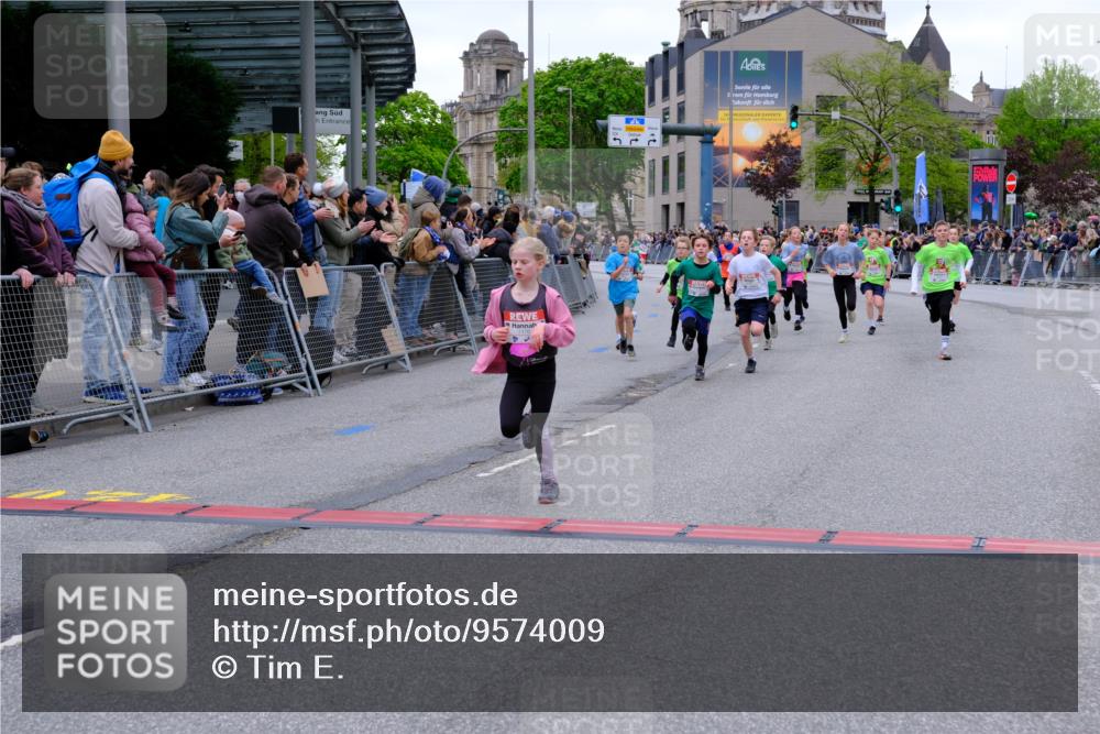 25.04.2026 - Das Zehntel Tim E. http://msf.ph/oto/9574009 25.04.2026 10:49:06 Ziel 5008, 5012, 5300, 5416, 6056, 6417, 6422, 6423, 6523, 6544, 6548, 6553, 6668, 6707, 6940, 7138, 7146, 7164, 7176, 7303, 7402, 7726, 7972 meine-sportfotos.de