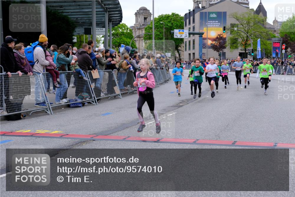 25.04.2026 - Das Zehntel Tim E. http://msf.ph/oto/9574010 25.04.2026 10:49:06 Ziel 5008, 5012, 5300, 5416, 6056, 6417, 6422, 6423, 6523, 6544, 6548, 6553, 6668, 6707, 6940, 7138, 7146, 7164, 7176, 7303, 7402, 7726, 7972 meine-sportfotos.de