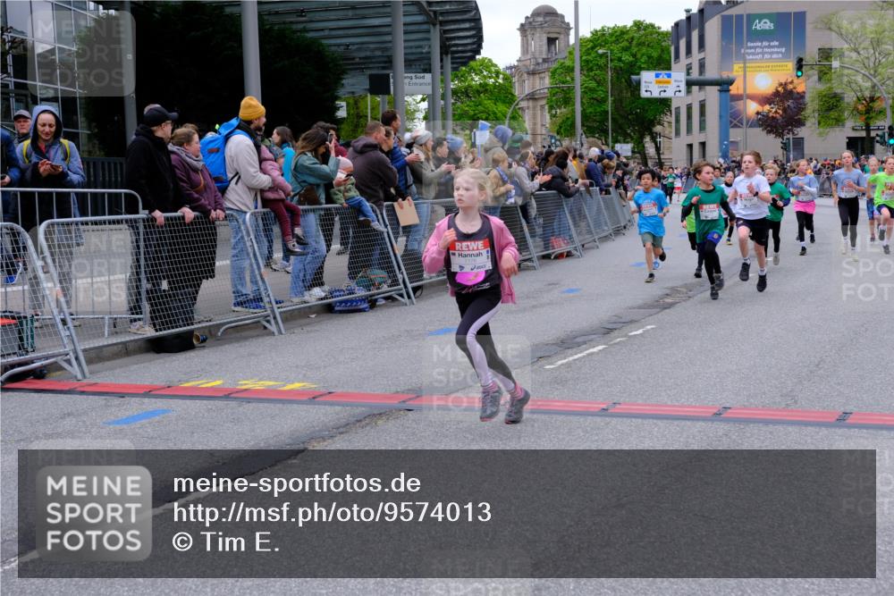 25.04.2026 - Das Zehntel Tim E. http://msf.ph/oto/9574013 25.04.2026 10:49:06 Ziel 5008, 5012, 5300, 5416, 6056, 6417, 6422, 6423, 6523, 6544, 6548, 6553, 6668, 6707, 6940, 7138, 7146, 7164, 7176, 7303, 7402, 7726, 7972 meine-sportfotos.de