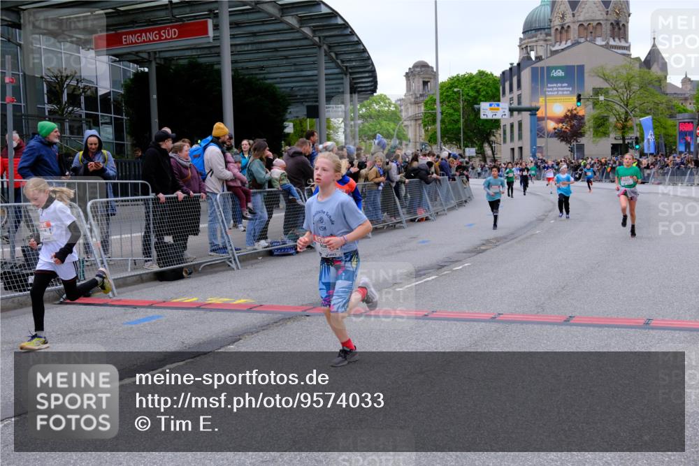 25.04.2026 - Das Zehntel Tim E. http://msf.ph/oto/9574033 25.04.2026 10:49:11 Ziel 5008, 5300, 5742, 6417, 6422, 6423, 6523, 6544, 6548, 6553, 6940, 7138, 7146, 7164, 7176, 7303, 7394, 7402, 7619, 7972 meine-sportfotos.de