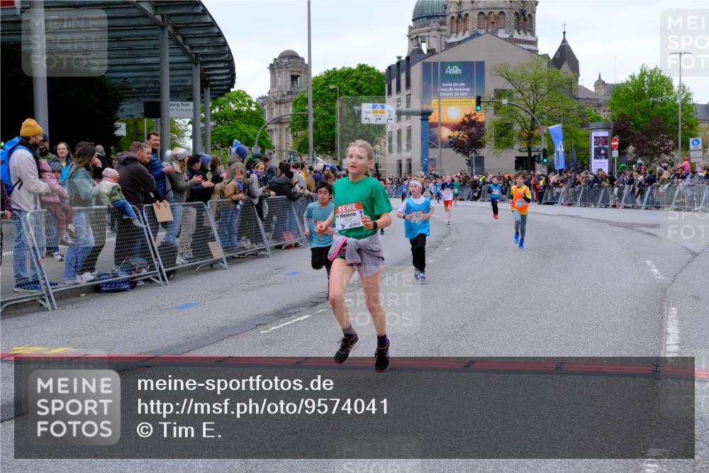 25.04.2026 - Das Zehntel Tim E. http://msf.ph/oto/9574041 25.04.2026 10:49:13 Ziel 5008, 5300, 5734, 5742, 6417, 6422, 6423, 6523, 6544, 6548, 6553, 6711, 6732, 6940, 6964, 7138, 7146, 7164, 7303, 7394, 7402, 7619, 7972 meine-sportfotos.de