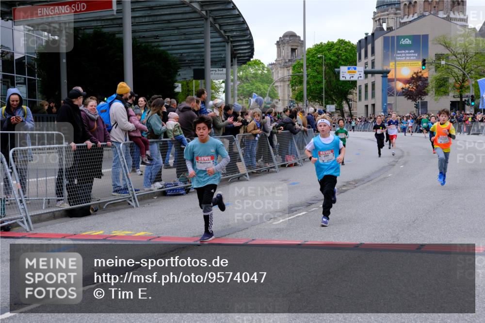 25.04.2026 - Das Zehntel Tim E. http://msf.ph/oto/9574047 25.04.2026 10:49:14 Ziel 5008, 5300, 5734, 5742, 6417, 6422, 6423, 6523, 6544, 6548, 6553, 6711, 6732, 6940, 6964, 7138, 7146, 7164, 7303, 7394, 7402, 7529, 7619, 7972 meine-sportfotos.de