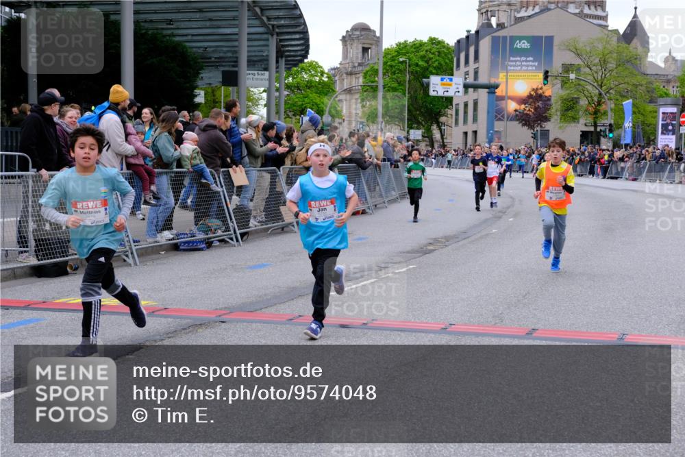 25.04.2026 - Das Zehntel Tim E. http://msf.ph/oto/9574048 25.04.2026 10:49:15 Ziel 5300, 5734, 5742, 6417, 6422, 6423, 6544, 6548, 6553, 6711, 6732, 6964, 7138, 7146, 7394, 7402, 7529, 7619 meine-sportfotos.de