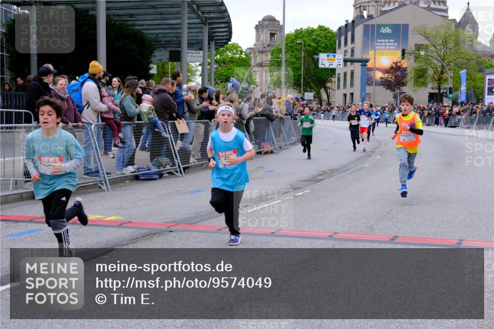 25.04.2026 - Das Zehntel Tim E. http://msf.ph/oto/9574049 25.04.2026 10:49:15 Ziel 5300, 5734, 5742, 6417, 6422, 6423, 6544, 6548, 6553, 6711, 6732, 6964, 7138, 7146, 7394, 7402, 7529, 7619 meine-sportfotos.de