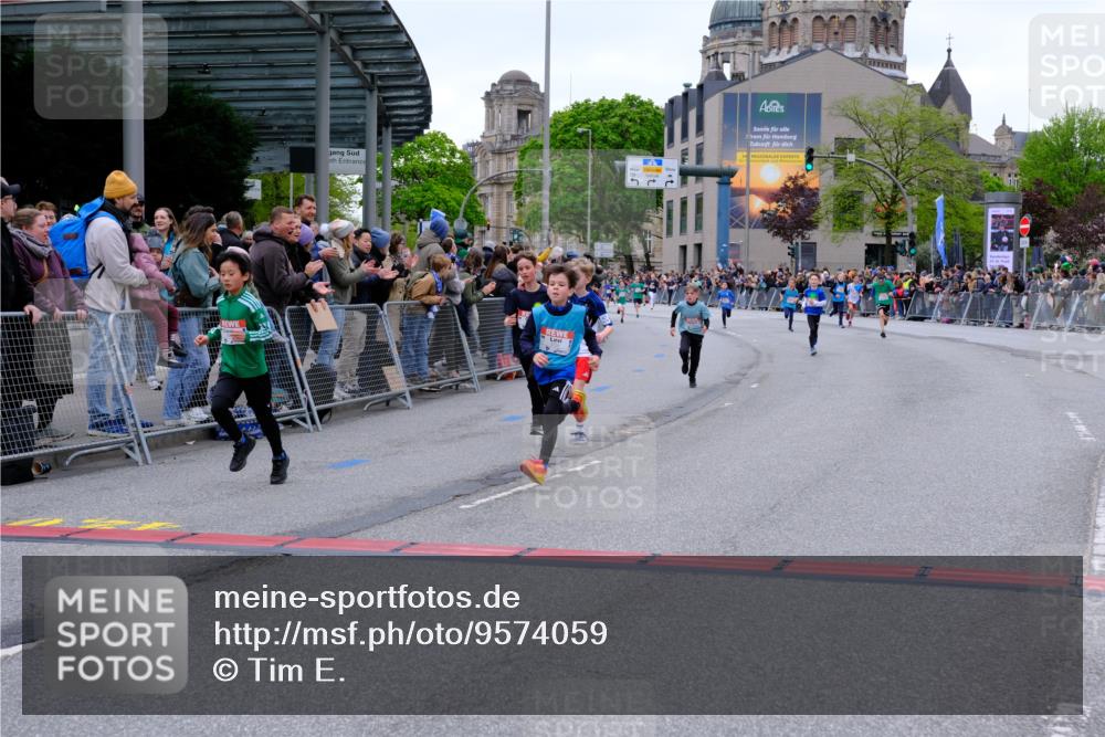 25.04.2026 - Das Zehntel Tim E. http://msf.ph/oto/9574059 25.04.2026 10:49:17 Ziel 5734, 5742, 6045, 6518, 6548, 6711, 6732, 6964, 7394, 7402, 7529, 7619 meine-sportfotos.de