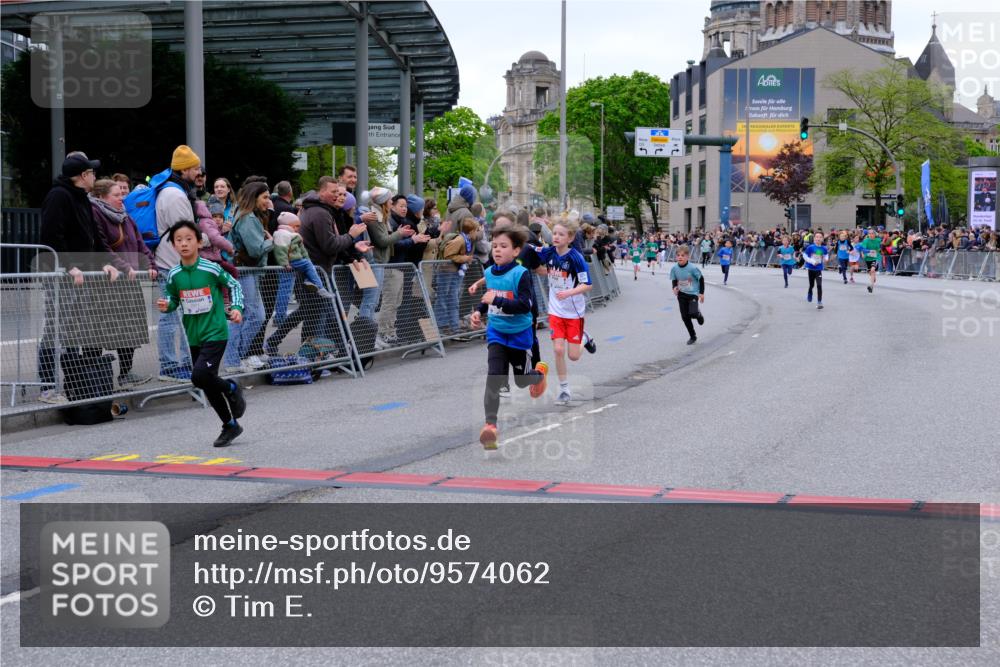 25.04.2026 - Das Zehntel Tim E. http://msf.ph/oto/9574062 25.04.2026 10:49:17 Ziel 5734, 5742, 6045, 6518, 6548, 6711, 6732, 6964, 7394, 7402, 7529, 7619 meine-sportfotos.de