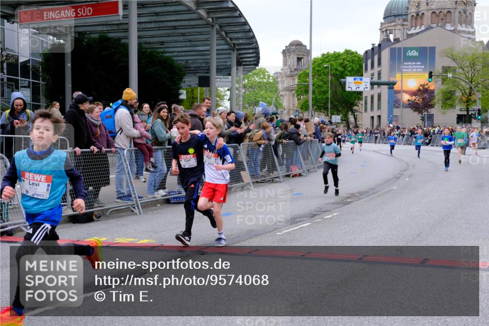 25.04.2026 - Das Zehntel Tim E. http://msf.ph/oto/9574068 25.04.2026 10:49:18 Ziel 5734, 5742, 6045, 6518, 6548, 6711, 6732, 6964, 7394, 7529, 7619 meine-sportfotos.de
