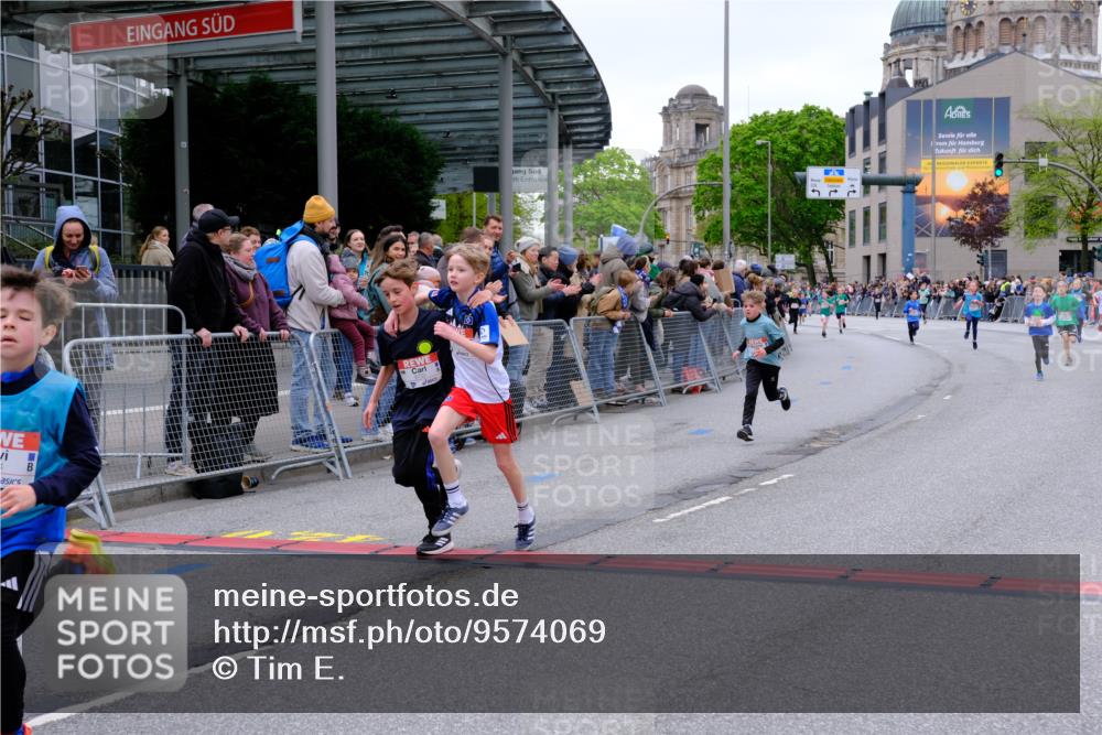25.04.2026 - Das Zehntel Tim E. http://msf.ph/oto/9574069 25.04.2026 10:49:19 Ziel 5734, 5742, 5762, 6045, 6069, 6518, 6711, 6732, 6964, 7394, 7529, 7619 meine-sportfotos.de
