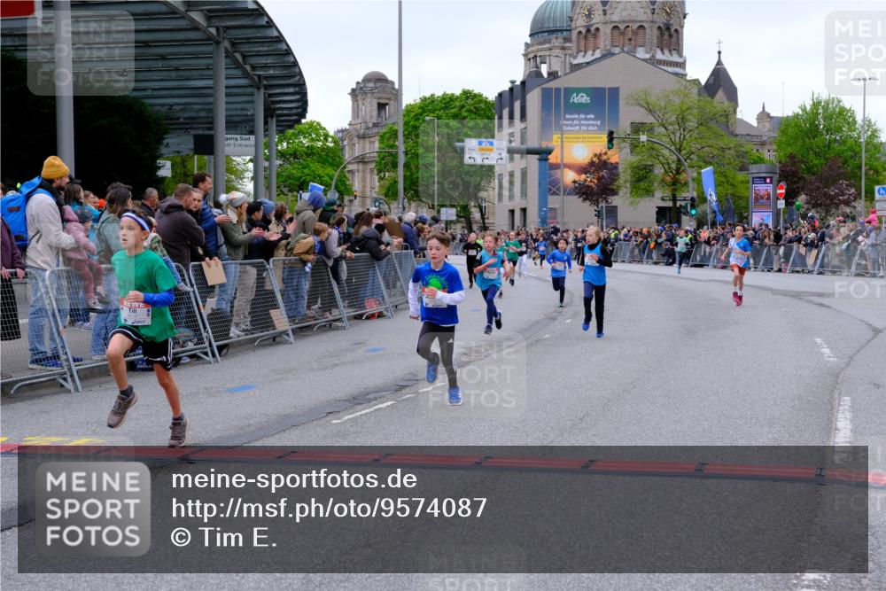 25.04.2026 - Das Zehntel Tim E. http://msf.ph/oto/9574087 25.04.2026 10:49:23 Ziel 5512, 5734, 5762, 6045, 6069, 6327, 6518, 6711, 6732, 6964, 7529, 7706, 7941 meine-sportfotos.de