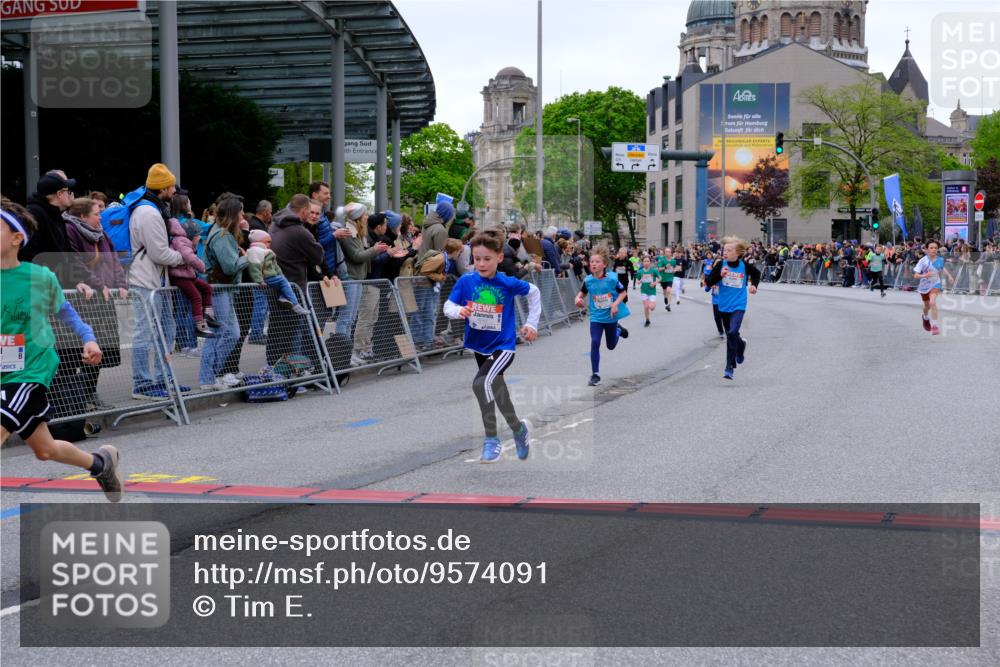 25.04.2026 - Das Zehntel Tim E. http://msf.ph/oto/9574091 25.04.2026 10:49:23 Ziel 5512, 5734, 5762, 6045, 6069, 6327, 6518, 6711, 6732, 6964, 7529, 7706, 7941 meine-sportfotos.de