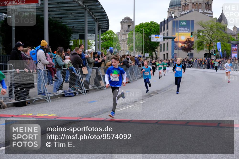 25.04.2026 - Das Zehntel Tim E. http://msf.ph/oto/9574092 25.04.2026 10:49:23 Ziel 5512, 5734, 5762, 6045, 6069, 6327, 6518, 6711, 6732, 6964, 7529, 7706, 7941 meine-sportfotos.de