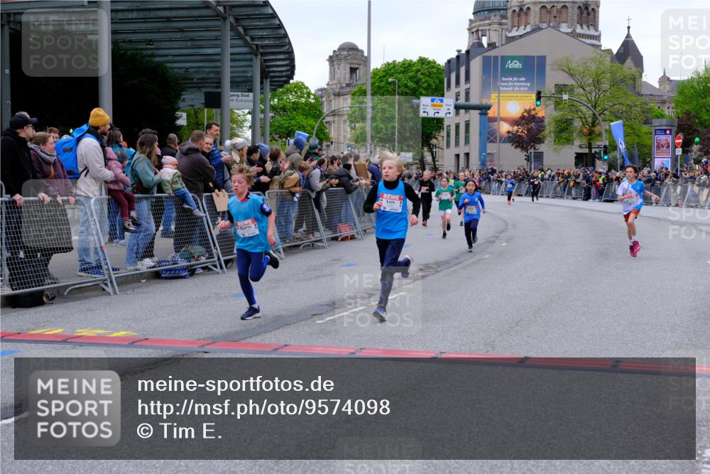 25.04.2026 - Das Zehntel Tim E. http://msf.ph/oto/9574098 25.04.2026 10:49:24 Ziel 5512, 5734, 5762, 6041, 6045, 6069, 6327, 6518, 6711, 6732, 6964, 7529, 7706, 7939, 7941 meine-sportfotos.de