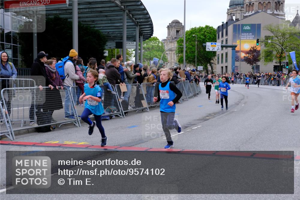 25.04.2026 - Das Zehntel Tim E. http://msf.ph/oto/9574102 25.04.2026 10:49:25 Ziel 5383, 5512, 5577, 5762, 6041, 6045, 6069, 6327, 6518, 7529, 7706, 7939, 7941 meine-sportfotos.de