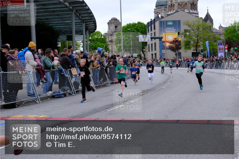 25.04.2026 - Das Zehntel Tim E. http://msf.ph/oto/9574112 25.04.2026 10:49:28 Ziel 5383, 5512, 5577, 5579, 5589, 5762, 6041, 6045, 6069, 6327, 6518, 6883, 7156, 7706, 7882, 7939, 7941 meine-sportfotos.de