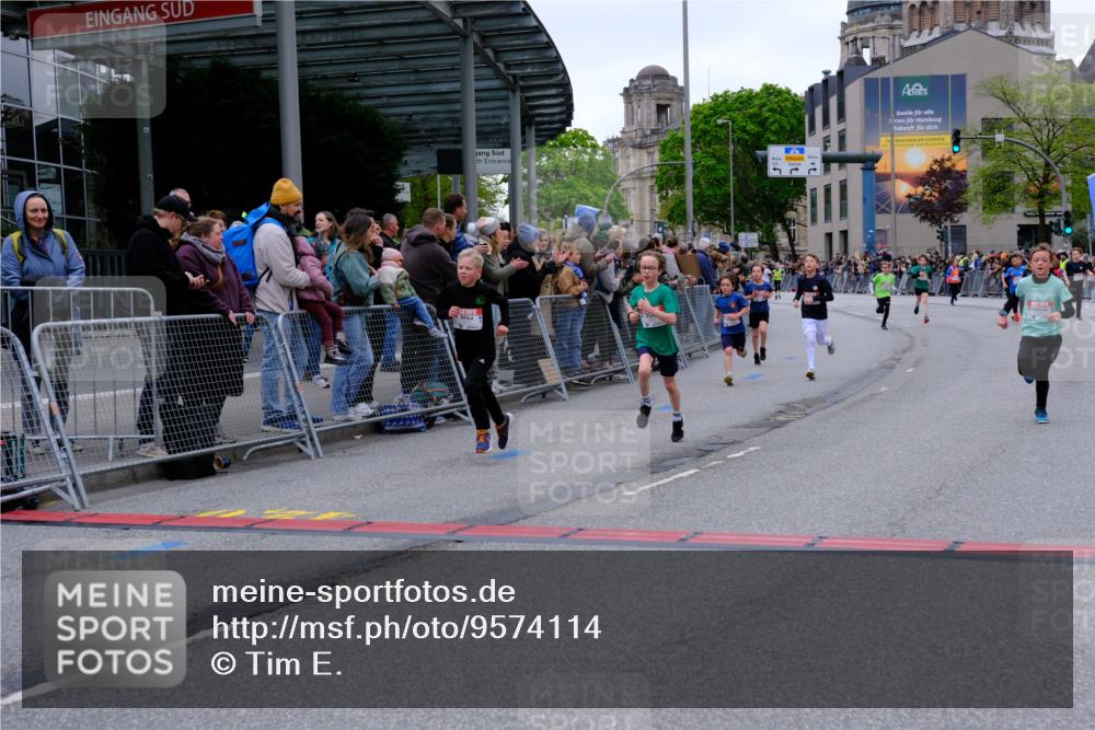 25.04.2026 - Das Zehntel Tim E. http://msf.ph/oto/9574114 25.04.2026 10:49:28 Ziel 5383, 5512, 5577, 5579, 5589, 5762, 6041, 6045, 6069, 6327, 6518, 6883, 7156, 7706, 7882, 7939, 7941 meine-sportfotos.de