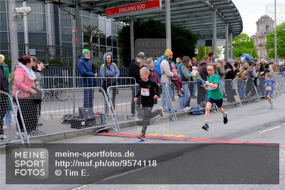 25.04.2026 - Das Zehntel Tim E. http://msf.ph/oto/9574118 25.04.2026 10:49:29 Ziel 5383, 5512, 5577, 5579, 5589, 5762, 6041, 6045, 6069, 6327, 6339, 6518, 6883, 7156, 7706, 7882, 7939, 7941 meine-sportfotos.de