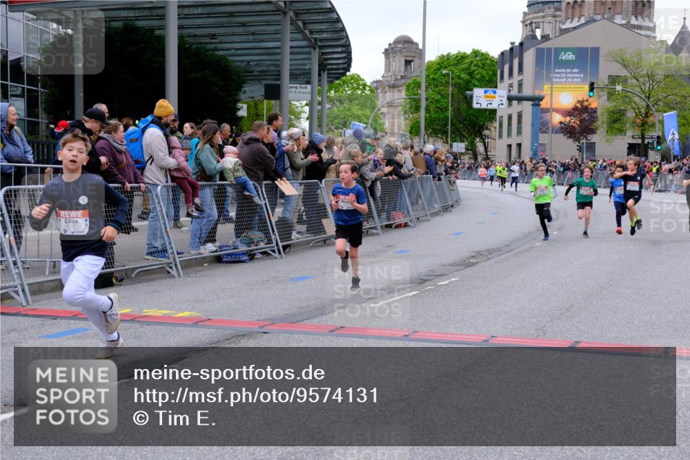 25.04.2026 - Das Zehntel Tim E. http://msf.ph/oto/9574131 25.04.2026 10:49:32 Ziel 5383, 5512, 5577, 5579, 5589, 6041, 6327, 6339, 6883, 7156, 7408, 7706, 7882, 7939, 7941 meine-sportfotos.de
