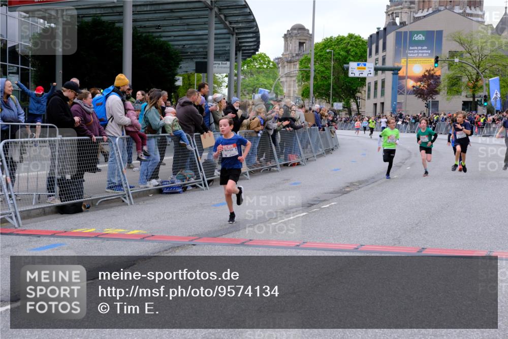 25.04.2026 - Das Zehntel Tim E. http://msf.ph/oto/9574134 25.04.2026 10:49:32 Ziel 5383, 5512, 5577, 5579, 5589, 6041, 6327, 6339, 6883, 7156, 7408, 7706, 7882, 7939, 7941 meine-sportfotos.de