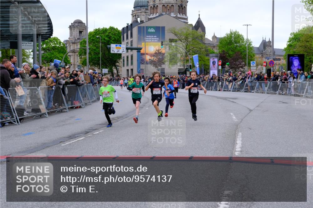 25.04.2026 - Das Zehntel Tim E. http://msf.ph/oto/9574137 25.04.2026 10:49:33 Ziel 5383, 5512, 5577, 5579, 5589, 6041, 6327, 6339, 6883, 7156, 7408, 7706, 7882, 7939, 7941 meine-sportfotos.de