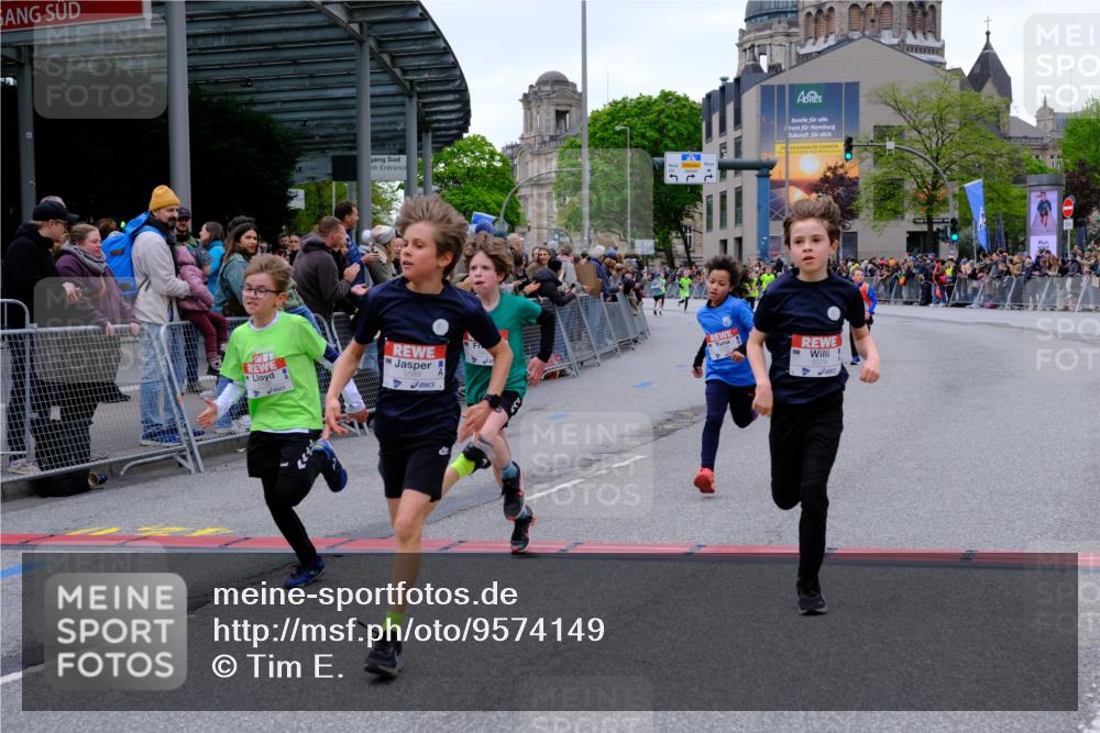 25.04.2026 - Das Zehntel Tim E. http://msf.ph/oto/9574149 25.04.2026 10:49:34 Ziel 5383, 5512, 5577, 5579, 5589, 6041, 6339, 6883, 7156, 7408, 7882, 7939, 7941 meine-sportfotos.de