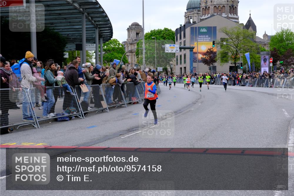 25.04.2026 - Das Zehntel Tim E. http://msf.ph/oto/9574158 25.04.2026 10:49:37 Ziel 5005, 5383, 5577, 5579, 5589, 6339, 6883, 7156, 7408, 7882 meine-sportfotos.de