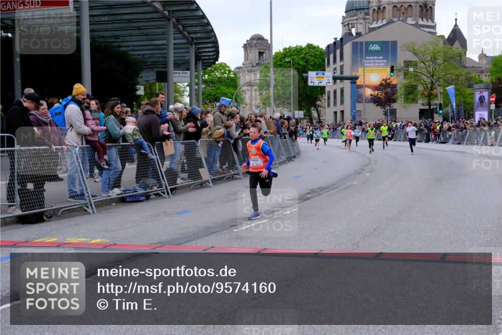 25.04.2026 - Das Zehntel Tim E. http://msf.ph/oto/9574160 25.04.2026 10:49:37 Ziel 5005, 5383, 5577, 5579, 5589, 6339, 6883, 7156, 7408, 7882 meine-sportfotos.de