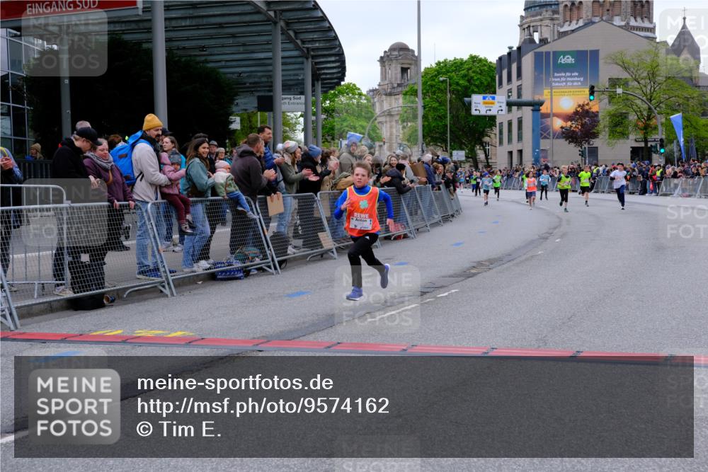 25.04.2026 - Das Zehntel Tim E. http://msf.ph/oto/9574162 25.04.2026 10:49:37 Ziel 5005, 5383, 5577, 5579, 5589, 6339, 6883, 7156, 7408, 7882 meine-sportfotos.de