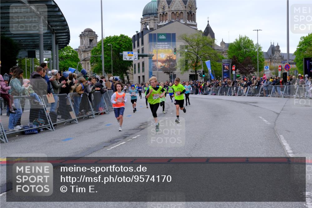 25.04.2026 - Das Zehntel Tim E. http://msf.ph/oto/9574170 25.04.2026 10:49:43 Ziel 5005, 5304, 6042, 6044, 6075, 6210, 6248, 7259, 7408, 7409, 7635 meine-sportfotos.de