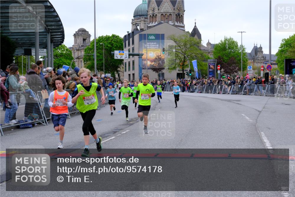 25.04.2026 - Das Zehntel Tim E. http://msf.ph/oto/9574178 25.04.2026 10:49:44 Ziel 5005, 5304, 6042, 6044, 6075, 6210, 6248, 7259, 7409, 7635 meine-sportfotos.de