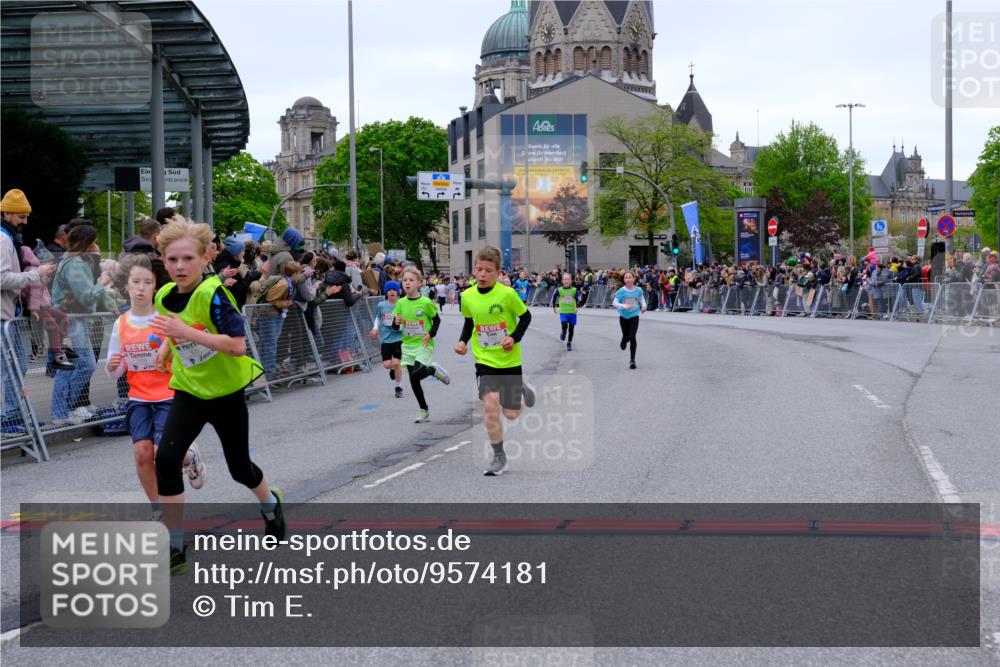 25.04.2026 - Das Zehntel Tim E. http://msf.ph/oto/9574181 25.04.2026 10:49:44 Ziel 5005, 5304, 6042, 6044, 6075, 6210, 6248, 7259, 7409, 7635 meine-sportfotos.de