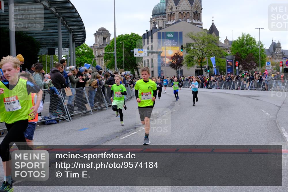 25.04.2026 - Das Zehntel Tim E. http://msf.ph/oto/9574184 25.04.2026 10:49:45 Ziel 5005, 5304, 6042, 6044, 6075, 6210, 6248, 7259, 7409, 7635 meine-sportfotos.de
