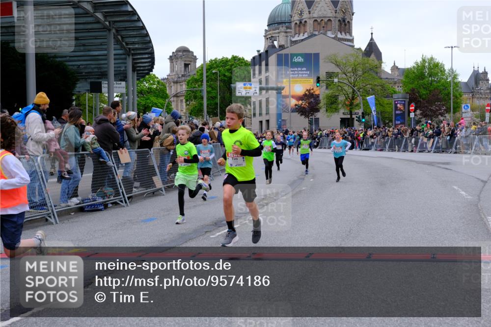 25.04.2026 - Das Zehntel Tim E. http://msf.ph/oto/9574186 25.04.2026 10:49:45 Ziel 5005, 5304, 6042, 6044, 6075, 6210, 6248, 7259, 7409, 7635 meine-sportfotos.de