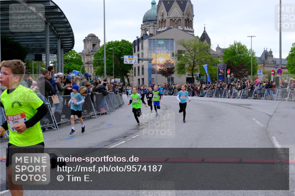 25.04.2026 - Das Zehntel Tim E. http://msf.ph/oto/9574187 25.04.2026 10:49:46 Ziel 5005, 5304, 5444, 6042, 6044, 6075, 6210, 6248, 7259, 7409, 7635 meine-sportfotos.de