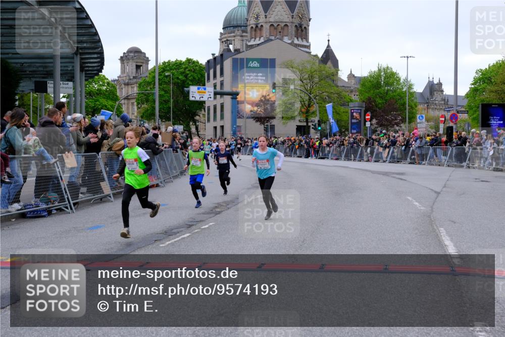 25.04.2026 - Das Zehntel Tim E. http://msf.ph/oto/9574193 25.04.2026 10:49:47 Ziel 5005, 5304, 5444, 5833, 6042, 6044, 6075, 6210, 6248, 7259, 7409, 7635 meine-sportfotos.de