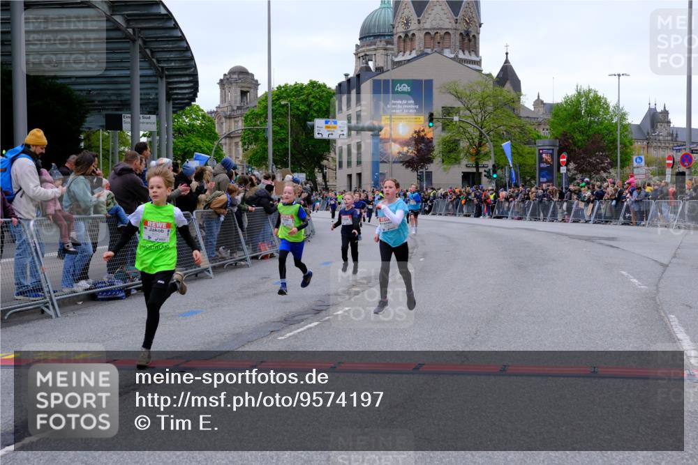 25.04.2026 - Das Zehntel Tim E. http://msf.ph/oto/9574197 25.04.2026 10:49:47 Ziel 5005, 5304, 5444, 5833, 6042, 6044, 6075, 6210, 6248, 7259, 7409, 7635 meine-sportfotos.de