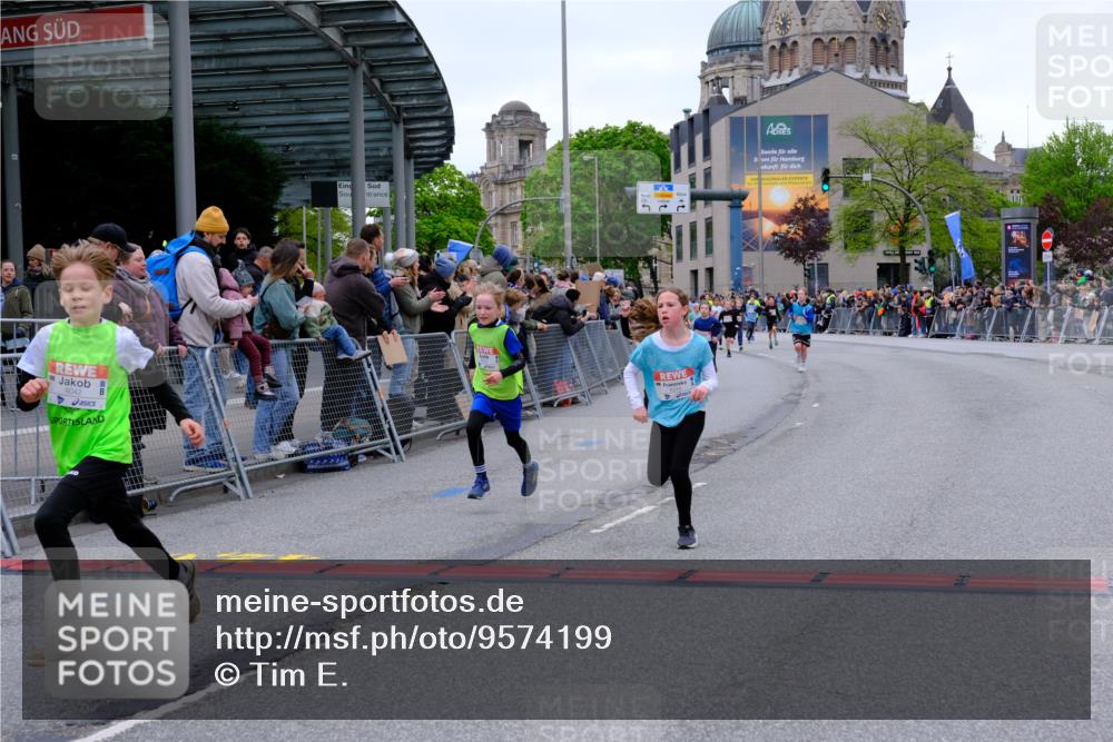 25.04.2026 - Das Zehntel Tim E. http://msf.ph/oto/9574199 25.04.2026 10:49:48 Ziel 5304, 5444, 5833, 6042, 6044, 6075, 6210, 6248, 7259, 7409, 7635 meine-sportfotos.de