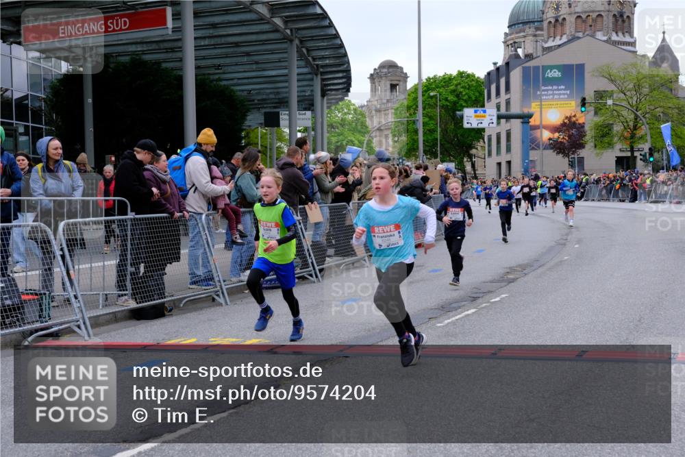 25.04.2026 - Das Zehntel Tim E. http://msf.ph/oto/9574204 25.04.2026 10:49:48 Ziel 5304, 5444, 5833, 6042, 6044, 6075, 6210, 6248, 7259, 7409, 7635 meine-sportfotos.de