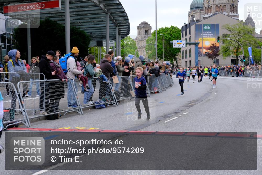 25.04.2026 - Das Zehntel Tim E. http://msf.ph/oto/9574209 25.04.2026 10:49:49 Ziel 5304, 5444, 5833, 6042, 6044, 6075, 6210, 6248, 6332, 7259, 7409, 7635, 8032 meine-sportfotos.de