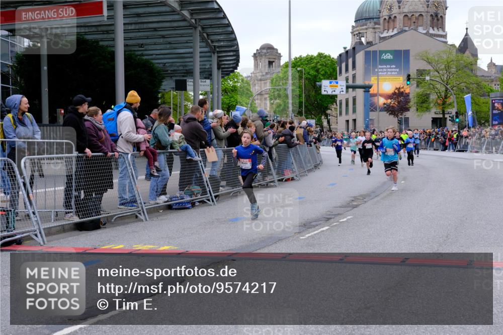 25.04.2026 - Das Zehntel Tim E. http://msf.ph/oto/9574217 25.04.2026 10:49:51 Ziel 5101, 5304, 5444, 5833, 6042, 6043, 6044, 6210, 6248, 6332, 6684, 7259, 7635, 7695, 8032, 8040, 8051 meine-sportfotos.de