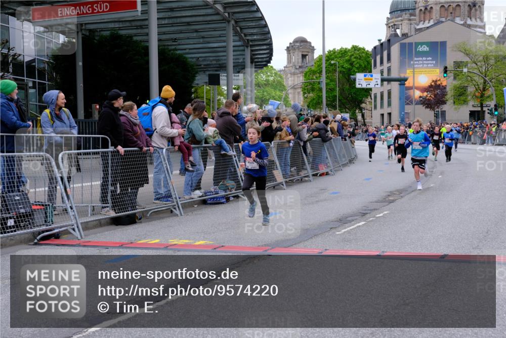 25.04.2026 - Das Zehntel Tim E. http://msf.ph/oto/9574220 25.04.2026 10:49:51 Ziel 5101, 5304, 5444, 5833, 6042, 6043, 6044, 6210, 6248, 6332, 6684, 7259, 7635, 7695, 8032, 8040, 8051 meine-sportfotos.de