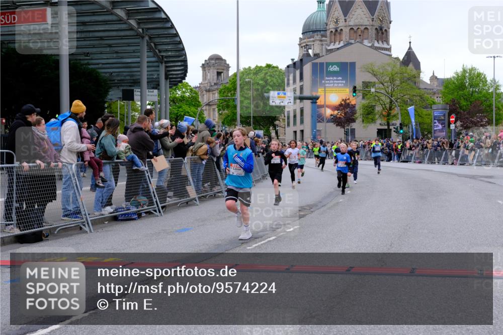 25.04.2026 - Das Zehntel Tim E. http://msf.ph/oto/9574224 25.04.2026 10:49:53 Ziel 5101, 5444, 5587, 5833, 6042, 6043, 6044, 6210, 6248, 6332, 6349, 6684, 7257, 7635, 7695, 8032, 8040, 8051 meine-sportfotos.de