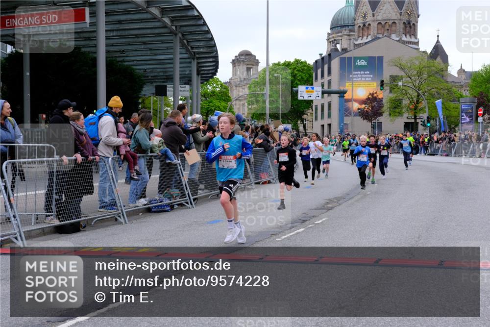25.04.2026 - Das Zehntel Tim E. http://msf.ph/oto/9574228 25.04.2026 10:49:53 Ziel 5101, 5444, 5587, 5833, 6042, 6043, 6044, 6210, 6248, 6332, 6349, 6684, 7257, 7635, 7695, 8032, 8040, 8051 meine-sportfotos.de
