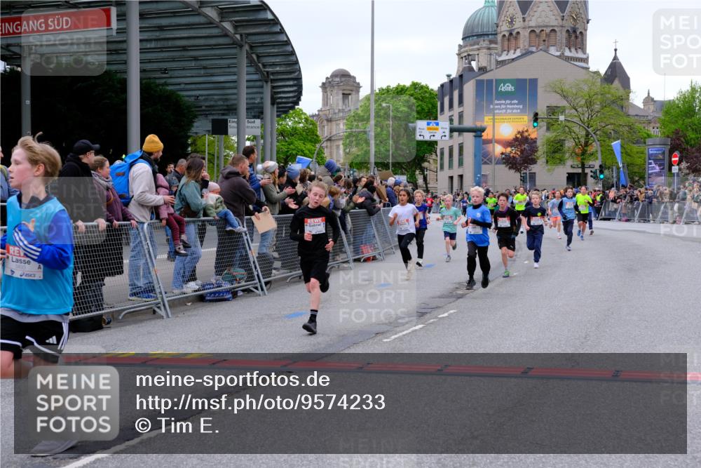 25.04.2026 - Das Zehntel Tim E. http://msf.ph/oto/9574233 25.04.2026 10:49:54 Ziel 5101, 5444, 5587, 5833, 6043, 6044, 6210, 6248, 6332, 6349, 6414, 6684, 7257, 7688, 7695, 8032, 8040, 8051 meine-sportfotos.de
