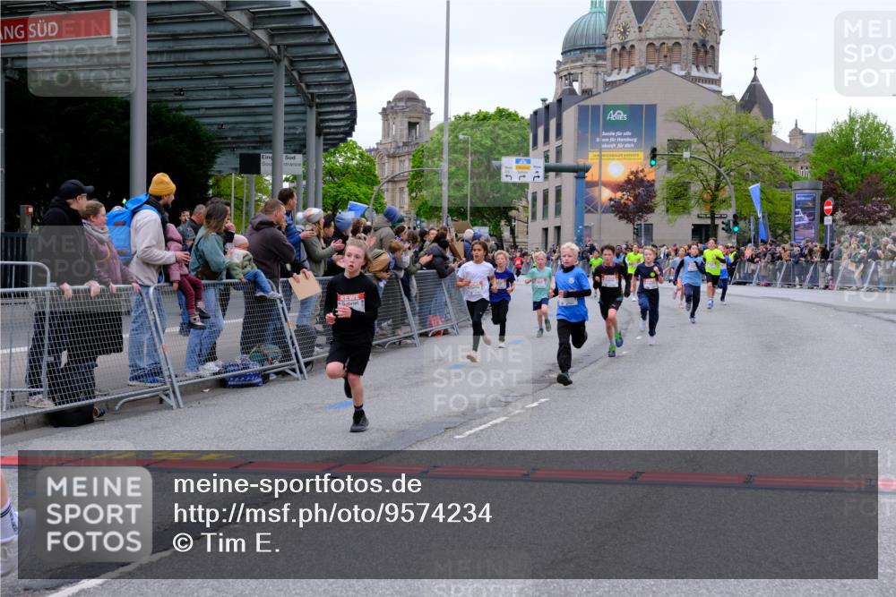 25.04.2026 - Das Zehntel Tim E. http://msf.ph/oto/9574234 25.04.2026 10:49:54 Ziel 5101, 5444, 5587, 5833, 6043, 6044, 6210, 6248, 6332, 6349, 6414, 6684, 7257, 7688, 7695, 8032, 8040, 8051 meine-sportfotos.de