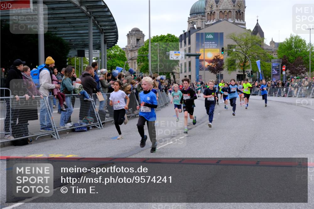 25.04.2026 - Das Zehntel Tim E. http://msf.ph/oto/9574241 25.04.2026 10:49:55 Ziel 5101, 5444, 5587, 5833, 6043, 6210, 6332, 6349, 6414, 6684, 7257, 7688, 7695, 8032, 8040, 8051 meine-sportfotos.de