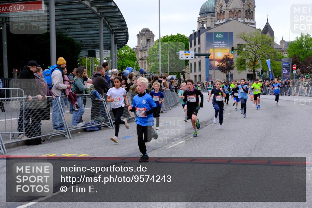 25.04.2026 - Das Zehntel Tim E. http://msf.ph/oto/9574243 25.04.2026 10:49:55 Ziel 5101, 5444, 5587, 5833, 6043, 6210, 6332, 6349, 6414, 6684, 7257, 7688, 7695, 8032, 8040, 8051 meine-sportfotos.de