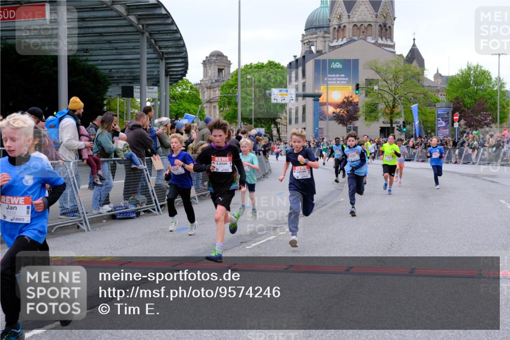 25.04.2026 - Das Zehntel Tim E. http://msf.ph/oto/9574246 25.04.2026 10:49:56 Ziel 5101, 5444, 5587, 5833, 6043, 6332, 6349, 6414, 6684, 7257, 7260, 7688, 7695, 8032, 8040, 8051 meine-sportfotos.de