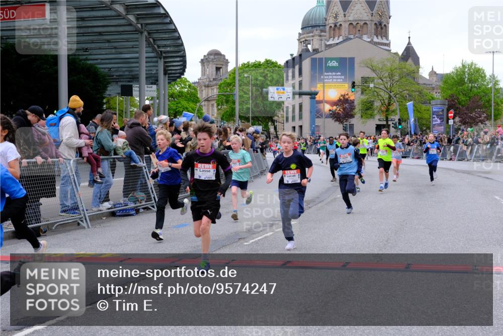 25.04.2026 - Das Zehntel Tim E. http://msf.ph/oto/9574247 25.04.2026 10:49:56 Ziel 5101, 5444, 5587, 5833, 6043, 6332, 6349, 6414, 6684, 7257, 7260, 7688, 7695, 8032, 8040, 8051 meine-sportfotos.de