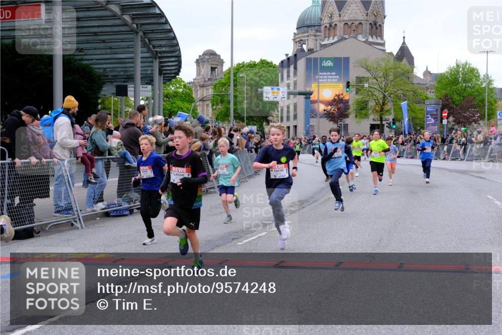 25.04.2026 - Das Zehntel Tim E. http://msf.ph/oto/9574248 25.04.2026 10:49:56 Ziel 5101, 5444, 5587, 5833, 6043, 6332, 6349, 6414, 6684, 7257, 7260, 7688, 7695, 8032, 8040, 8051 meine-sportfotos.de